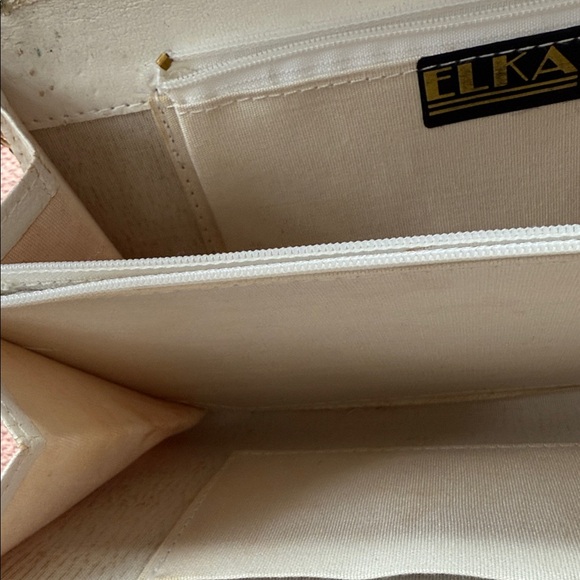 Vintage White Clutch Bag - Picture 7 of 8